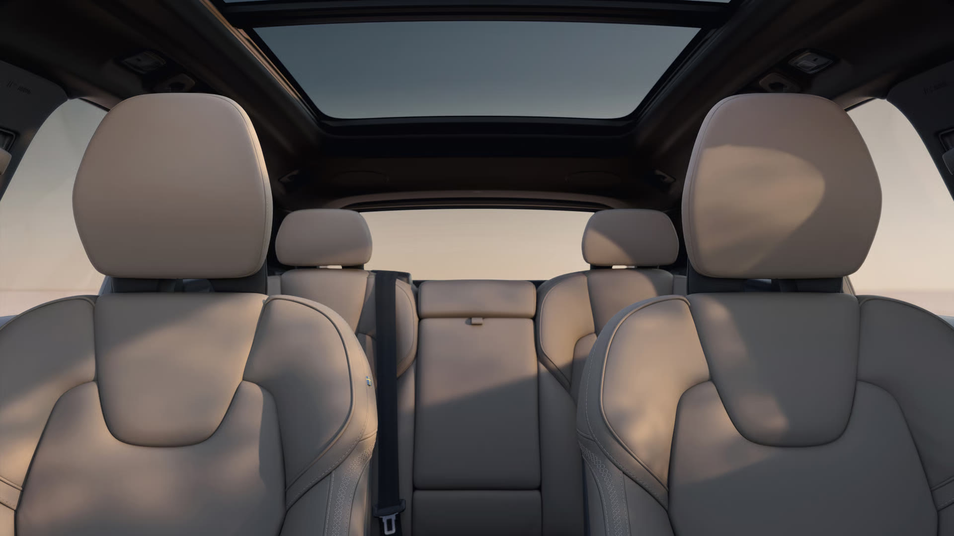 volvo-xc60-mild-hybrid-Interior_gallery_6-16x9-1